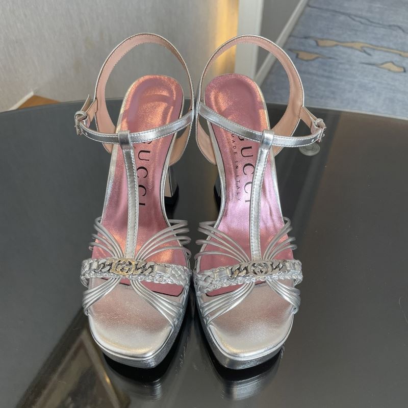G*u*i high heels